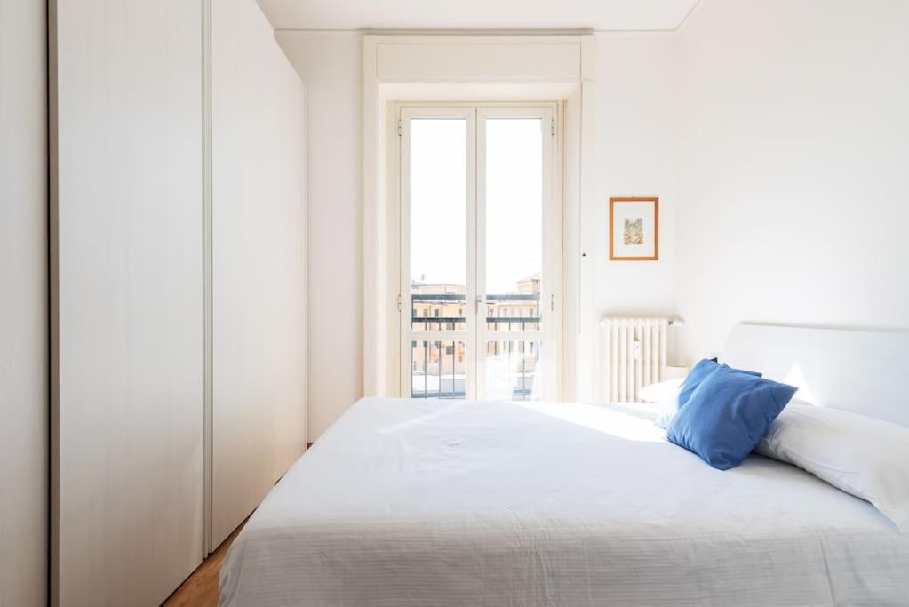 Elegante Bilocale San Calocero Apartamento Milão Exterior foto
