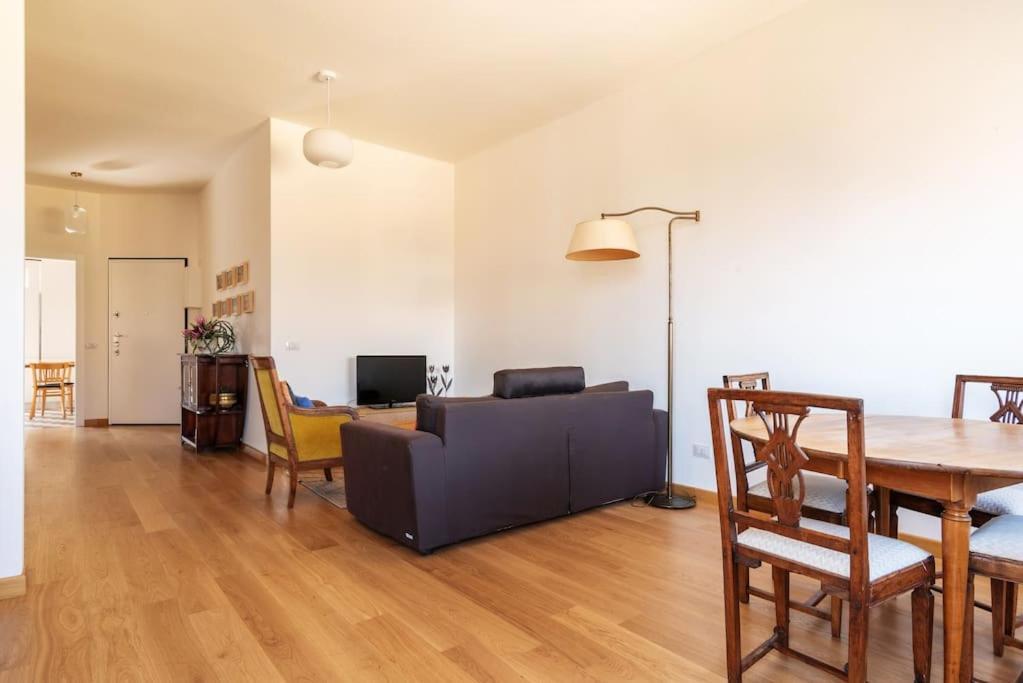 Elegante Bilocale San Calocero Apartamento Milão Exterior foto
