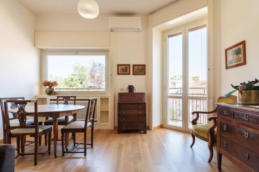 Elegante Bilocale San Calocero Apartamento Milão Exterior foto